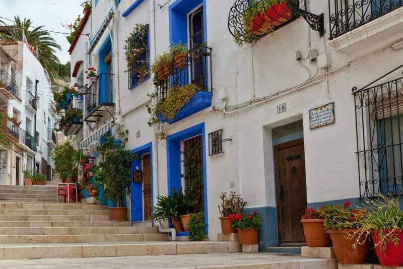  Picturesque street in Alicante , Spain 