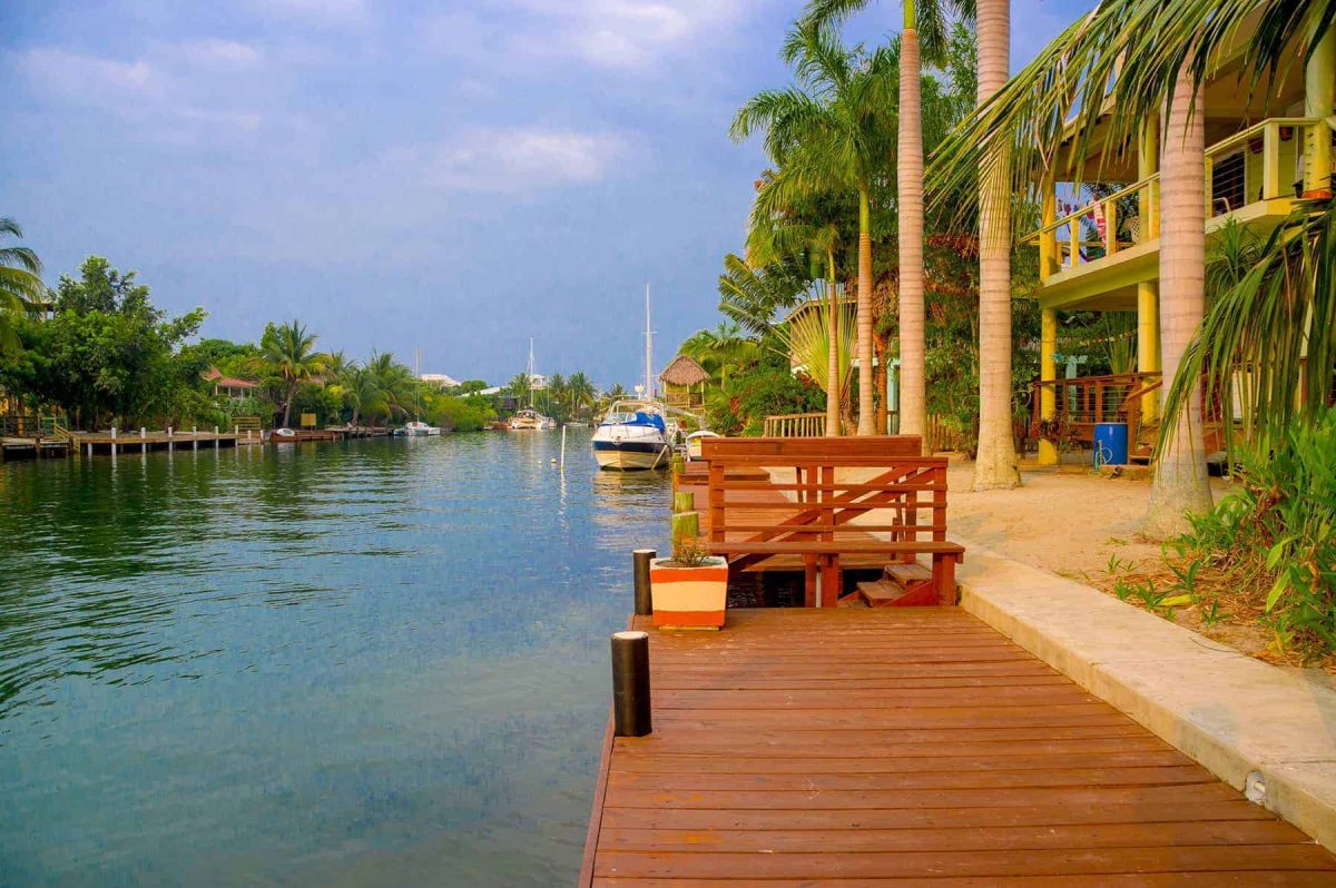 Cheapest countries to retire - Belize