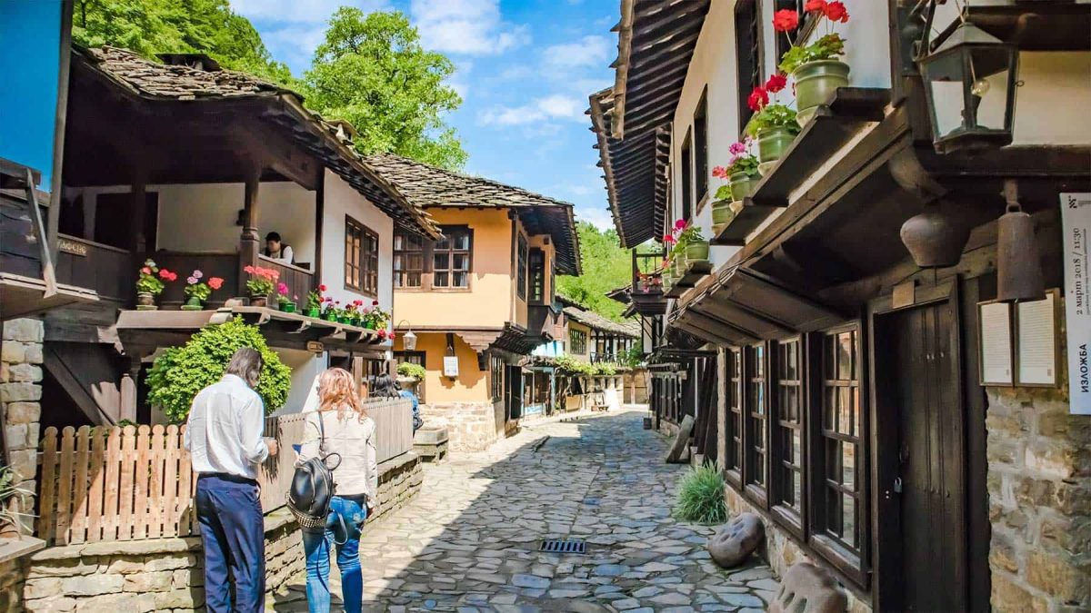 Living in Bulgaria - Shopping street in small village, Gabrovo.