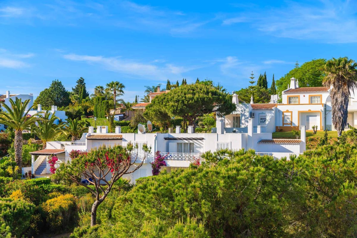 living in the Algarve. Carvoeiro, a picturesque and traditional Portuguese resort town in the Algarve, is very much famous for its fabulous beaches, lush gardens and beautiful hiking trails