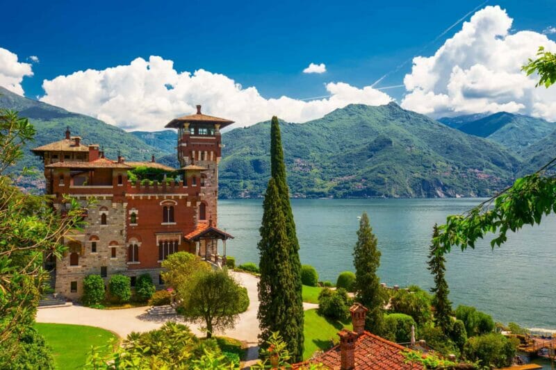 Living in Como, ItalyLake Como is amazingly scenic wherever in the area you choose to live