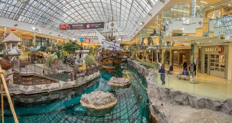 West Edmonton Shopping Mall - a one-stop destination for entertainment and the widest variety of retailers.