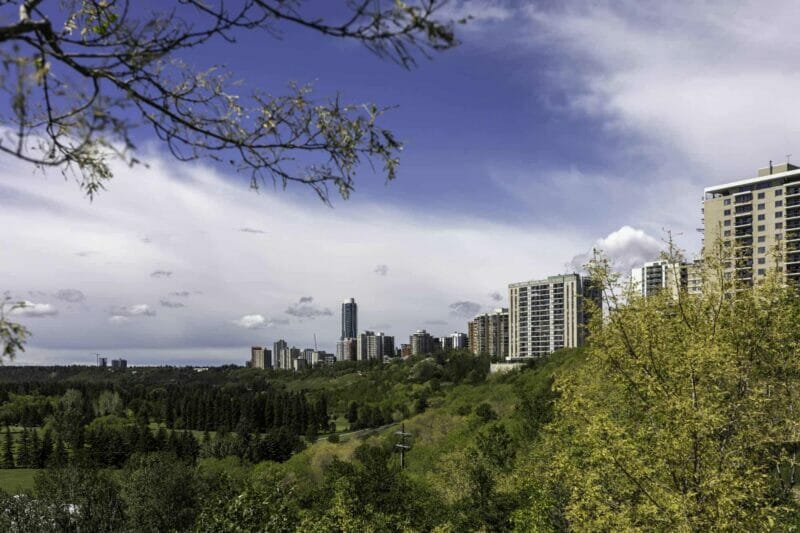 Edmonton downtown residential area facing the nearby park.