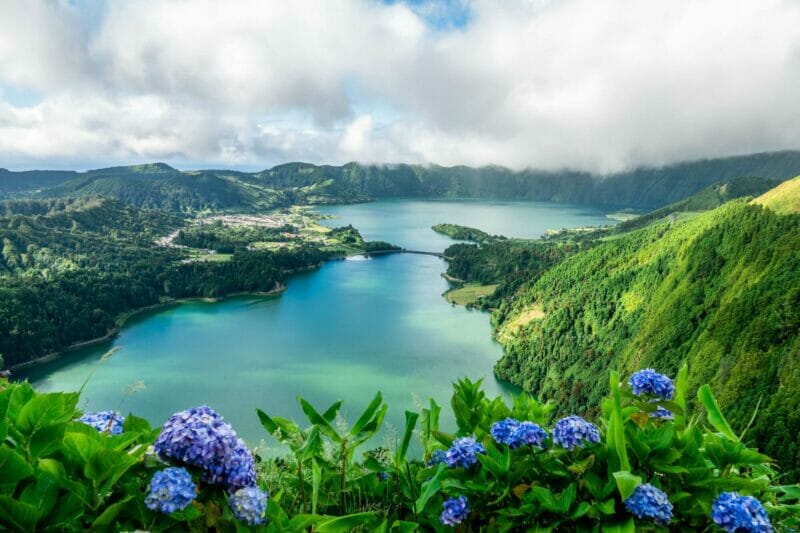 Lagoa das Sete Cidades "Lagoon of the Seven Cities") - a beautiful twin lake situated in the crater of a dormant volcano in the Azores.